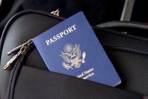 איך מוציאים דרכון אירופאי ומי זכאי?